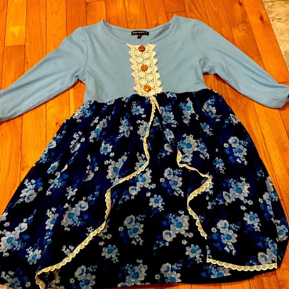 Size 10 girls Sequin Hearts dress